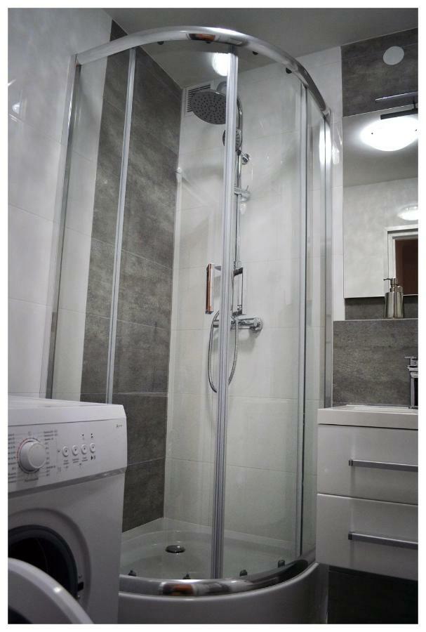 Color24 Apartament Stalowa Wola Kültér fotó