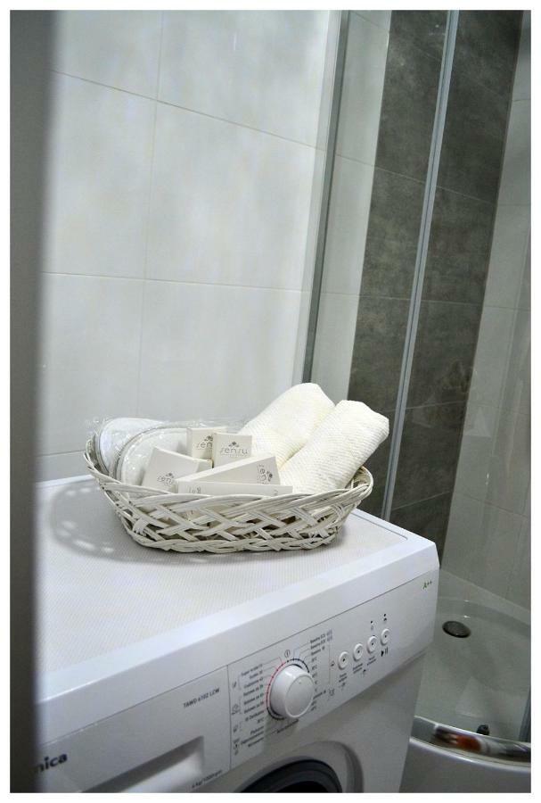 Color24 Apartament Stalowa Wola Kültér fotó