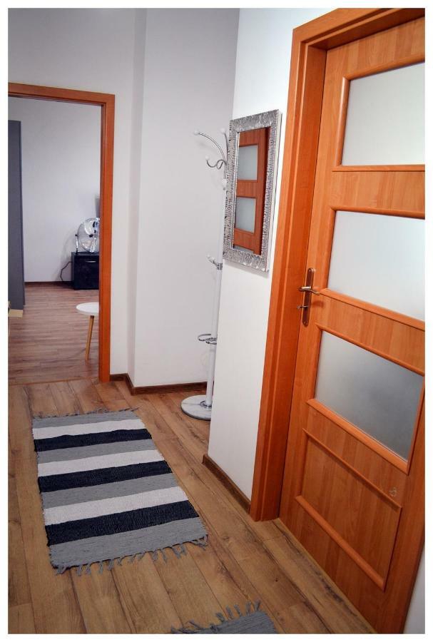 Color24 Apartament Stalowa Wola Kültér fotó